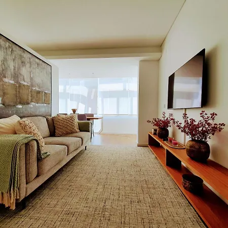 Praca Do Chile Deluxe By Village Lisboa